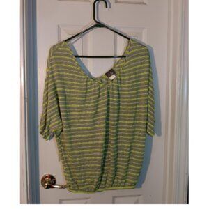 Dots size L women's top. Bright yellow and gray